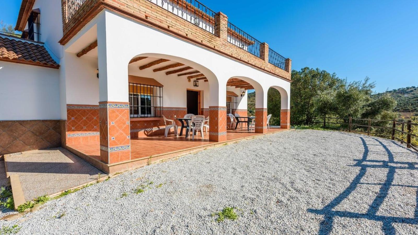 Villa El Terral Riogordo By Ruralidays מראה חיצוני תמונה